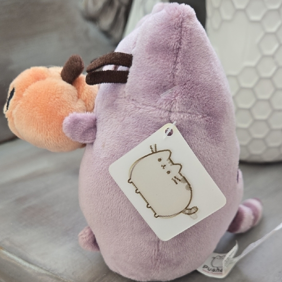 Pusheen and Friend - Picture 2 of 16